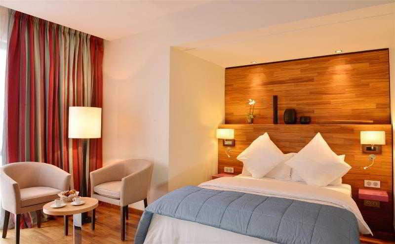 Hotel Le Cristal Libreville Exterior photo